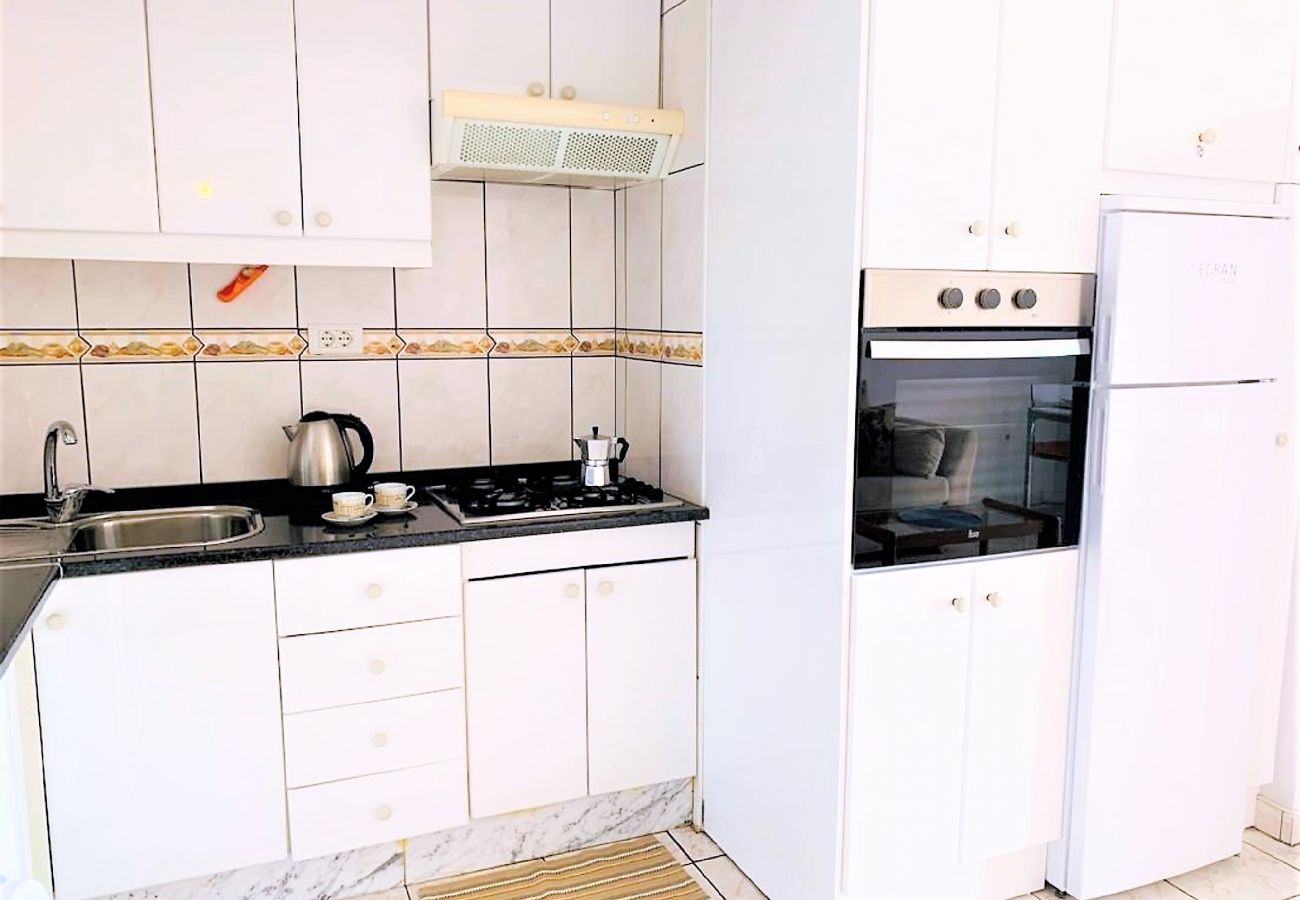 Ferienwohnung in Playa de Las Americas - SEA BREEZE IN PLAYA DE LAS AMERICAS WITH PARKING Ferienwohnung in Playa de Las Americas - SEA BREEZE IN PLAYA DE LAS AMERICAS WITH PARKING