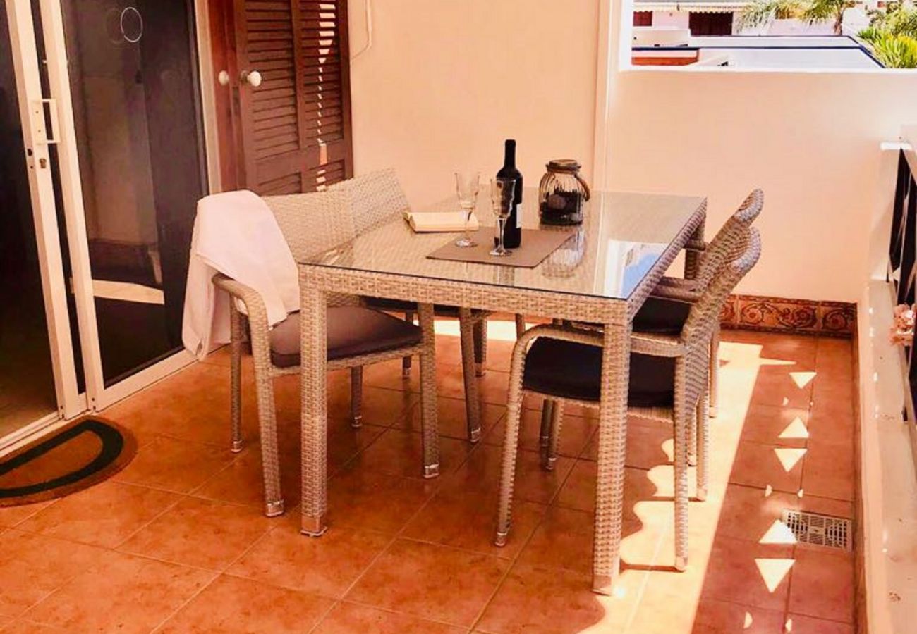 Ferienwohnung in Playa de Las Americas - PARADISE IN BLUE WATERS Ferienwohnung in Playa de Las Americas - PARADISE IN BLUE WATERS