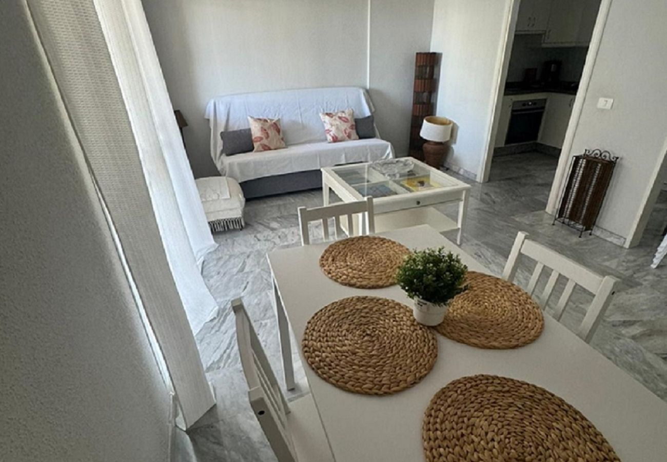 Ferienwohnung in Los Cristianos - BEST SUMMER DREAM WITH HEATED POOL AND WIFI Ferienwohnung in Los Cristianos - BEST SUMMER DREAM WITH HEATED POOL AND WIFI