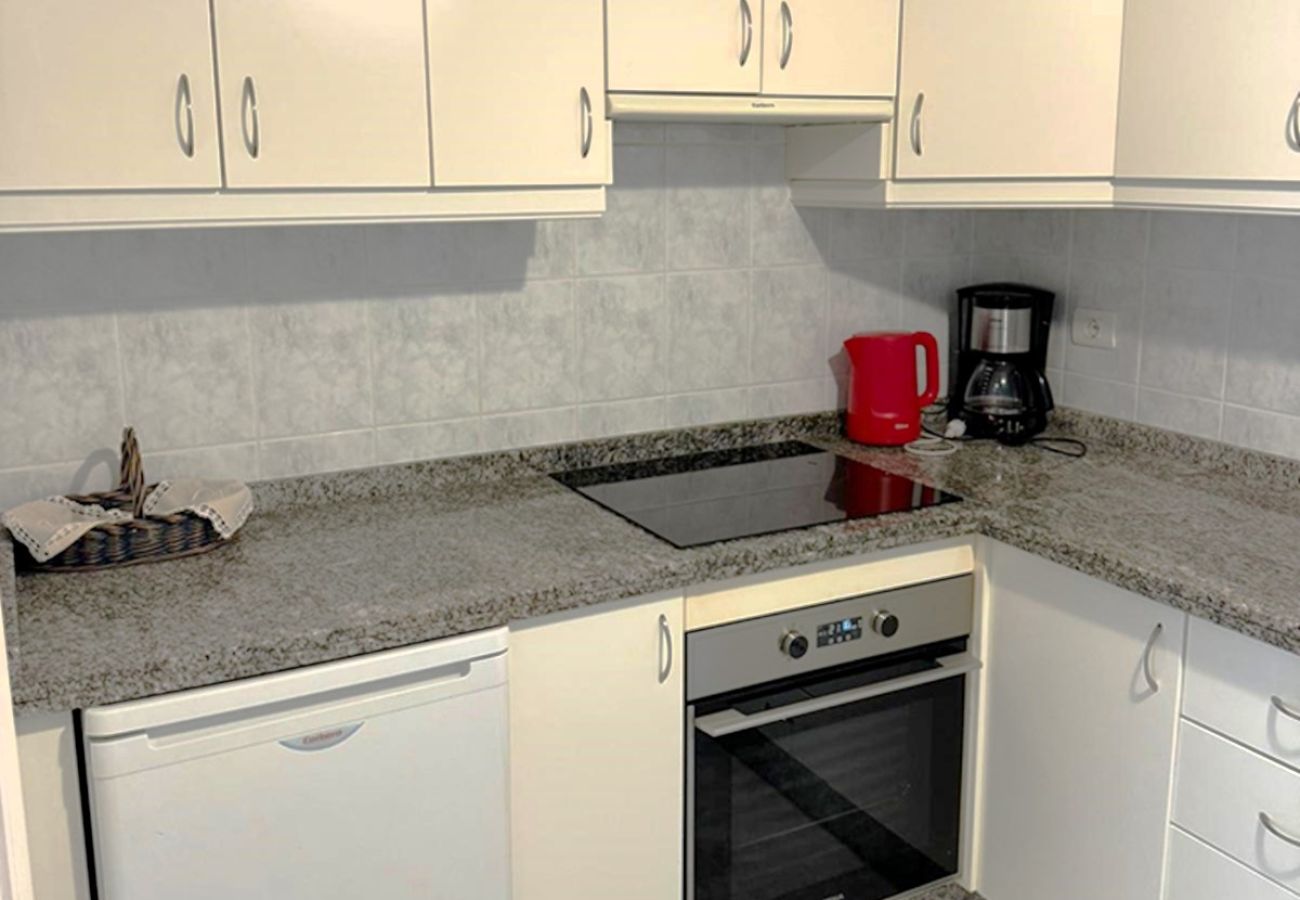 Ferienwohnung in Los Cristianos - BEST SUMMER DREAM WITH HEATED POOL AND WIFI Ferienwohnung in Los Cristianos - BEST SUMMER DREAM WITH HEATED POOL AND WIFI