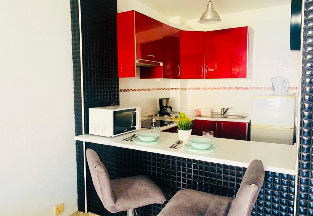 Apartamento en Los Cristianos - #ROYAL, MODERN APARTMENT, WIFI, TV SAT, LOS CRISTI Apartamento en Los Cristianos - #ROYAL, MODERN APARTMENT, WIFI, TV SAT, LOS CRISTI
