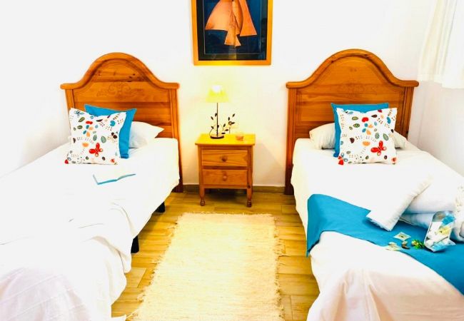 Apartamento en Los Cristianos - AMAZING SEA VIEWS  IN CACTUS BLANCO Apartamento en Los Cristianos - AMAZING SEA VIEWS  IN CACTUS BLANCO