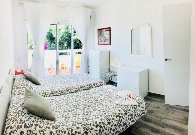 Apartamento en Playa de Las Americas - Amazing holidays in Tenerife with wifi Apartamento en Playa de Las Americas - Amazing holidays in Tenerife with wifi