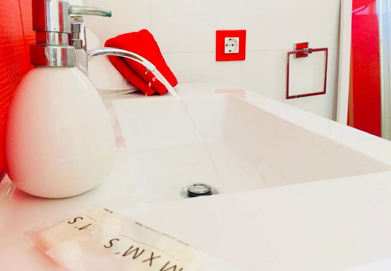 Estudio en Costa Adeje - SUMMER SUNNY LIGHT WITH WIFI AND POOL IN COMPLEX Estudio en Costa Adeje - SUMMER SUNNY LIGHT WITH WIFI AND POOL IN COMPLEX