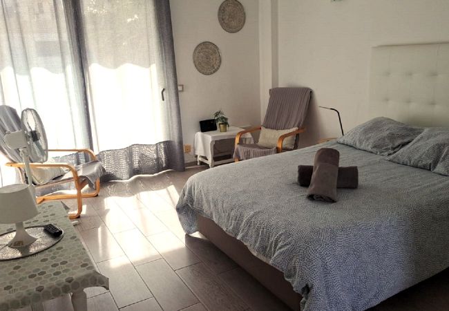 Estudio en Playa de Las Americas - SHINING GOLD PARKING WIFI Y PISCINA EN EL COMPLEJO Estudio en Playa de Las Americas - SHINING GOLD PARKING WIFI Y PISCINA EN EL COMPLEJO
