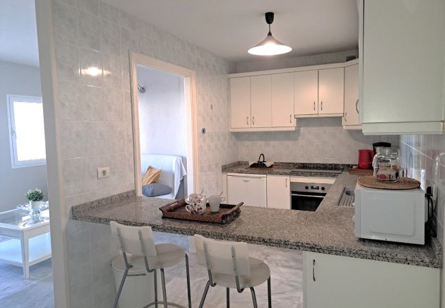 Apartamento en Los Cristianos - BEST SUMMER DREAM WITH HEATED POOL AND WIFI Apartamento en Los Cristianos - BEST SUMMER DREAM WITH HEATED POOL AND WIFI