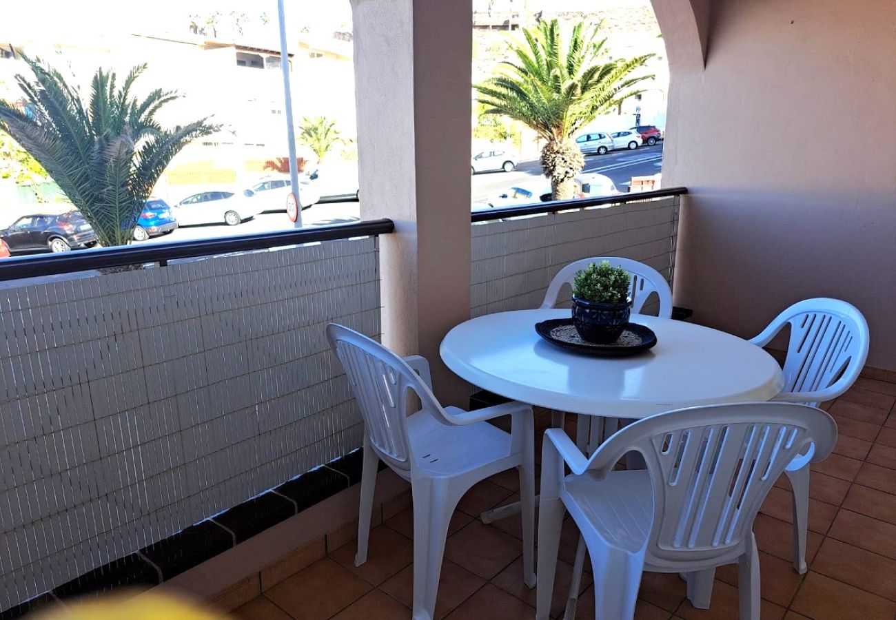 Apartamento en Los Cristianos - BEST SUMMER DREAM WITH HEATED POOL AND WIFI Apartamento en Los Cristianos - BEST SUMMER DREAM WITH HEATED POOL AND WIFI