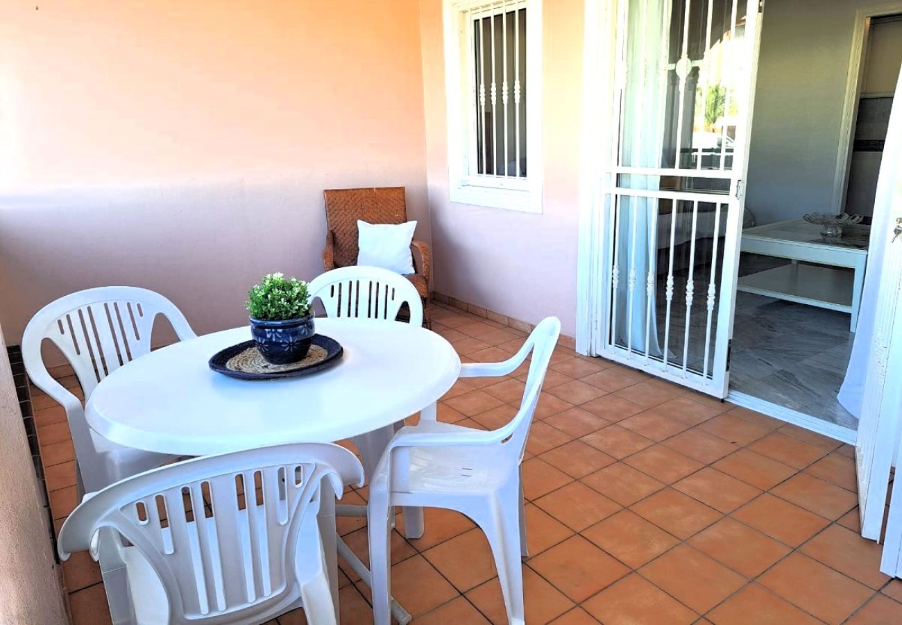 Apartamento en Los Cristianos - BEST SUMMER DREAM WITH HEATED POOL AND WIFI Apartamento en Los Cristianos - BEST SUMMER DREAM WITH HEATED POOL AND WIFI