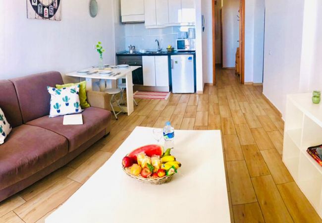 Appartamento a Los Cristianos - AMAZING SEA VIEWS  IN CACTUS BLANCO Appartamento a Los Cristianos - AMAZING SEA VIEWS  IN CACTUS BLANCO