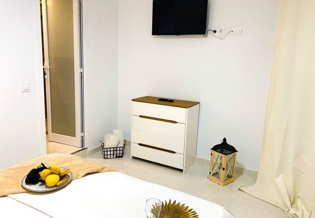 Affitto per camere a Playa de Las Americas - GOLDEN DELUXE ROOM Affitto per camere a Playa de Las Americas - GOLDEN DELUXE ROOM