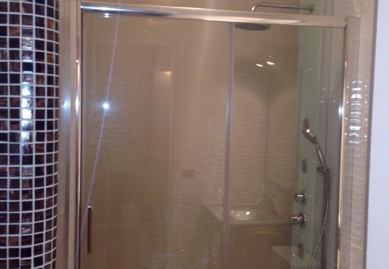 Apartment in Los Cristianos - MODERN APARTMENT, WIFI AND TV SAT, CLOSE LAS VISTA Apartment in Los Cristianos - MODERN APARTMENT, WIFI AND TV SAT, CLOSE LAS VISTA