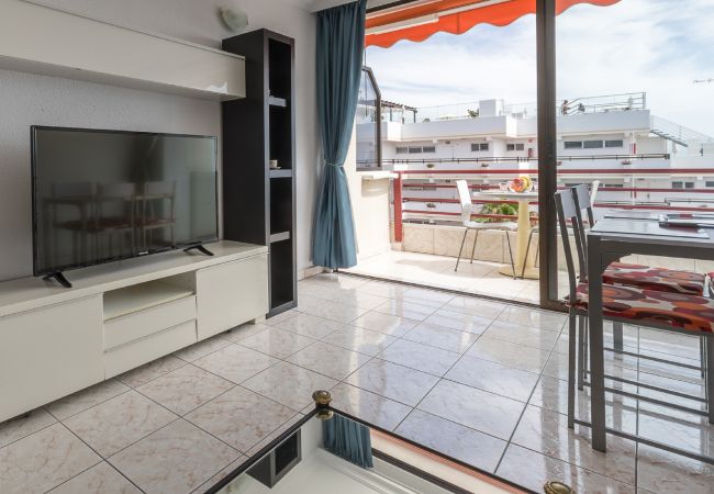 Apartment in Playa de Las Americas - SEA BREEZE IN PLAYA DE LAS AMERICAS WITH PARKING Apartment in Playa de Las Americas - SEA BREEZE IN PLAYA DE LAS AMERICAS WITH PARKING