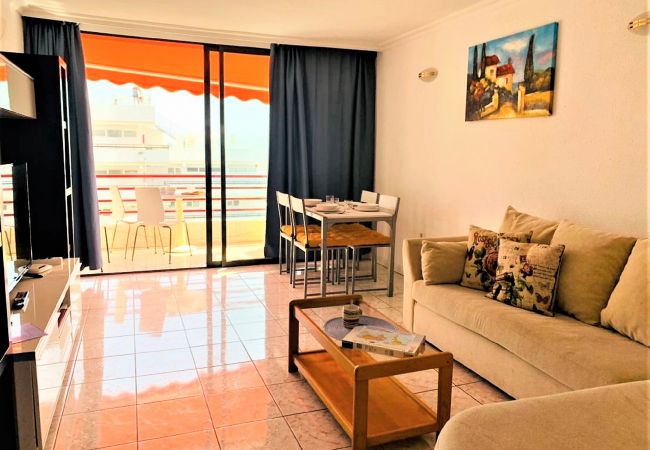 Apartment in Playa de Las Americas - SEA BREEZE IN PLAYA DE LAS AMERICAS WITH PARKING Apartment in Playa de Las Americas - SEA BREEZE IN PLAYA DE LAS AMERICAS WITH PARKING