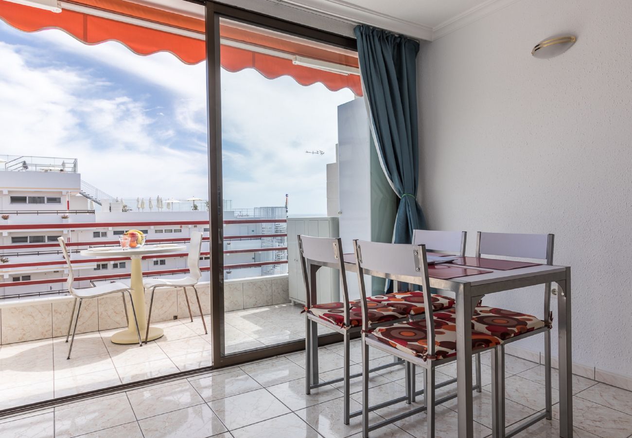 Apartment in Playa de Las Americas - SEA BREEZE IN PLAYA DE LAS AMERICAS WITH PARKING Apartment in Playa de Las Americas - SEA BREEZE IN PLAYA DE LAS AMERICAS WITH PARKING