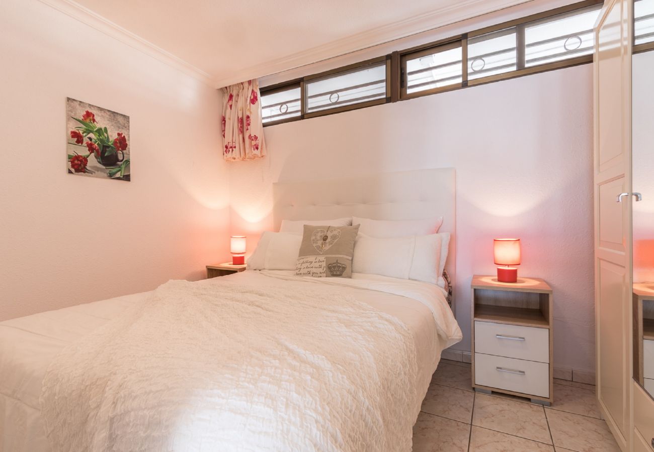 Apartment in Playa de Las Americas - SEA BREEZE IN PLAYA DE LAS AMERICAS WITH PARKING Apartment in Playa de Las Americas - SEA BREEZE IN PLAYA DE LAS AMERICAS WITH PARKING
