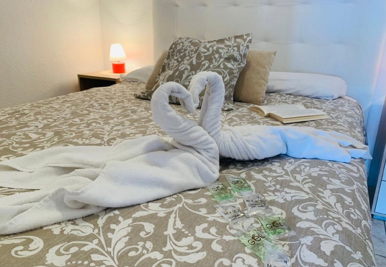 Apartment in Playa de Las Americas - SEA BREEZE IN PLAYA DE LAS AMERICAS WITH PARKING Apartment in Playa de Las Americas - SEA BREEZE IN PLAYA DE LAS AMERICAS WITH PARKING