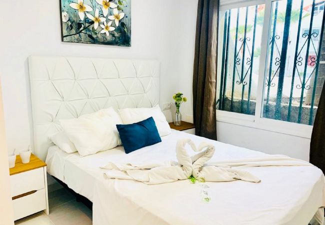 Apartment in Playa de Las Americas - WONDERFUL AND YOUNG TRIPLEX PLAYA DE LAS AMERICAS Apartment in Playa de Las Americas - WONDERFUL AND YOUNG TRIPLEX PLAYA DE LAS AMERICAS