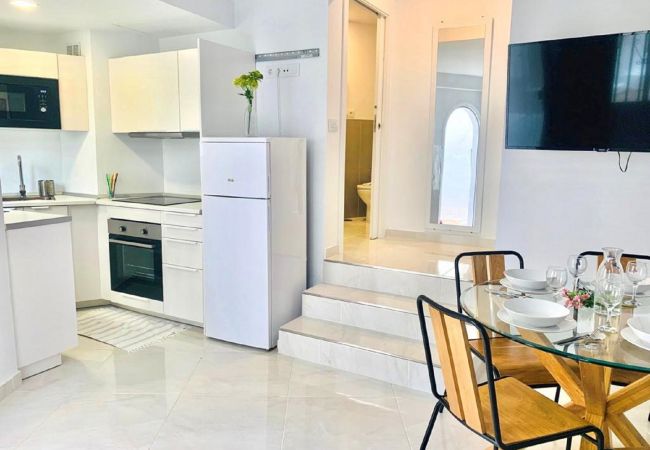 Apartment in Playa de Las Americas - WONDERFUL AND YOUNG TRIPLEX PLAYA DE LAS AMERICAS Apartment in Playa de Las Americas - WONDERFUL AND YOUNG TRIPLEX PLAYA DE LAS AMERICAS