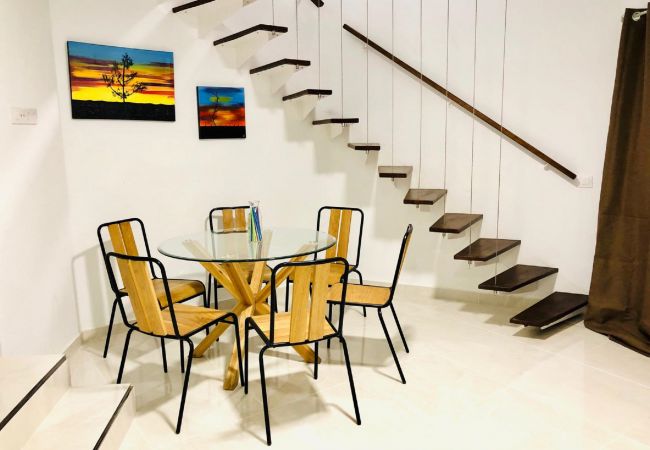 Rent by room in Playa de Las Americas - SEA COLOURS DELUXE ROOM Rent by room in Playa de Las Americas - SEA COLOURS DELUXE ROOM