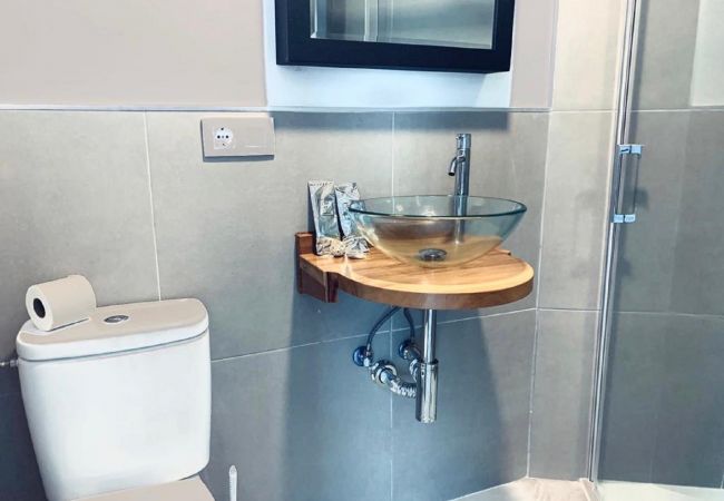 Rent by room in Playa de Las Americas - GOLDEN DELUXE ROOM Rent by room in Playa de Las Americas - GOLDEN DELUXE ROOM