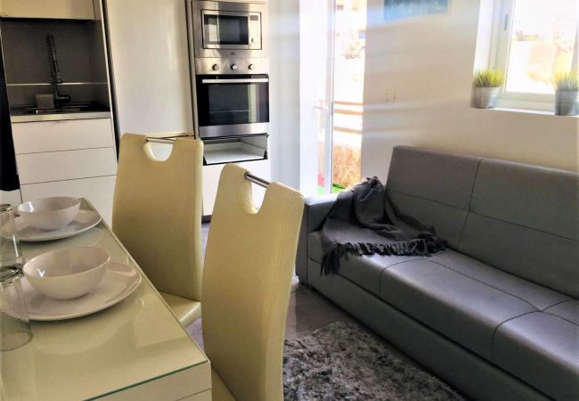 Апартаменты на Los Cristianos - MODERN APARTMENT, WIFI AND TV SAT, CLOSE LAS VISTA Апартаменты на Los Cristianos - MODERN APARTMENT, WIFI AND TV SAT, CLOSE LAS VISTA