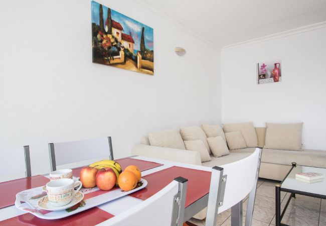 Апартаменты на Playa de Las Americas - SEA BREEZE IN PLAYA DE LAS AMERICAS WITH PARKING Апартаменты на Playa de Las Americas - SEA BREEZE IN PLAYA DE LAS AMERICAS WITH PARKING