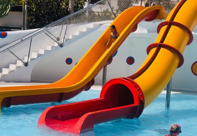 Апартаменты на Playa de Las Americas - WONDER WATER WORLD IN PLAYA DE LAS AMERICAS Апартаменты на Playa de Las Americas - WONDER WATER WORLD IN PLAYA DE LAS AMERICAS