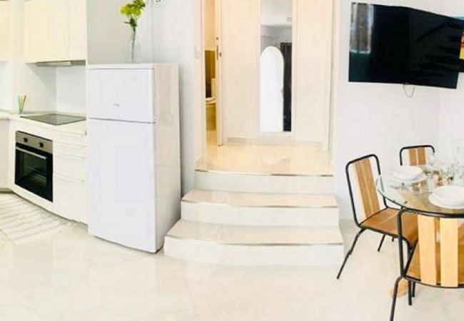 Rent by room на Playa de Las Americas - GOLDEN DELUXE ROOM Rent by room на Playa de Las Americas - GOLDEN DELUXE ROOM