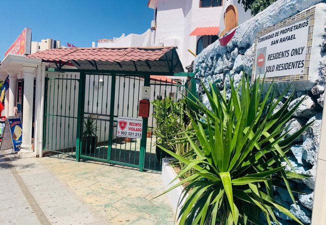 Апартаменты на Playa de Las Americas - JUST FOR YOU YOUNG AND FUN Апартаменты на Playa de Las Americas - JUST FOR YOU YOUNG AND FUN