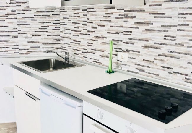 Апартаменты на Playa de Las Americas - JUST FOR YOU YOUNG AND FUN Апартаменты на Playa de Las Americas - JUST FOR YOU YOUNG AND FUN