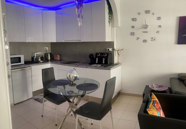 Апартаменты на Costa del Silencio - OCEAN BALCONY IN BALCÓN DEL MAR Апартаменты на Costa del Silencio - OCEAN BALCONY IN BALCÓN DEL MAR